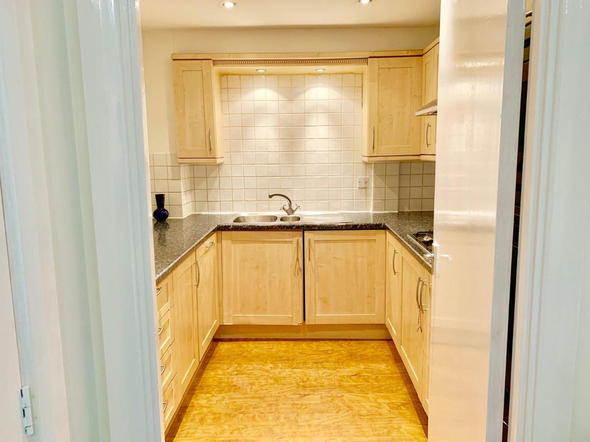 2 Bedrooms Modern Central London Apartment, Full Kitchen, 5 Minutes Tube Station Exterior foto